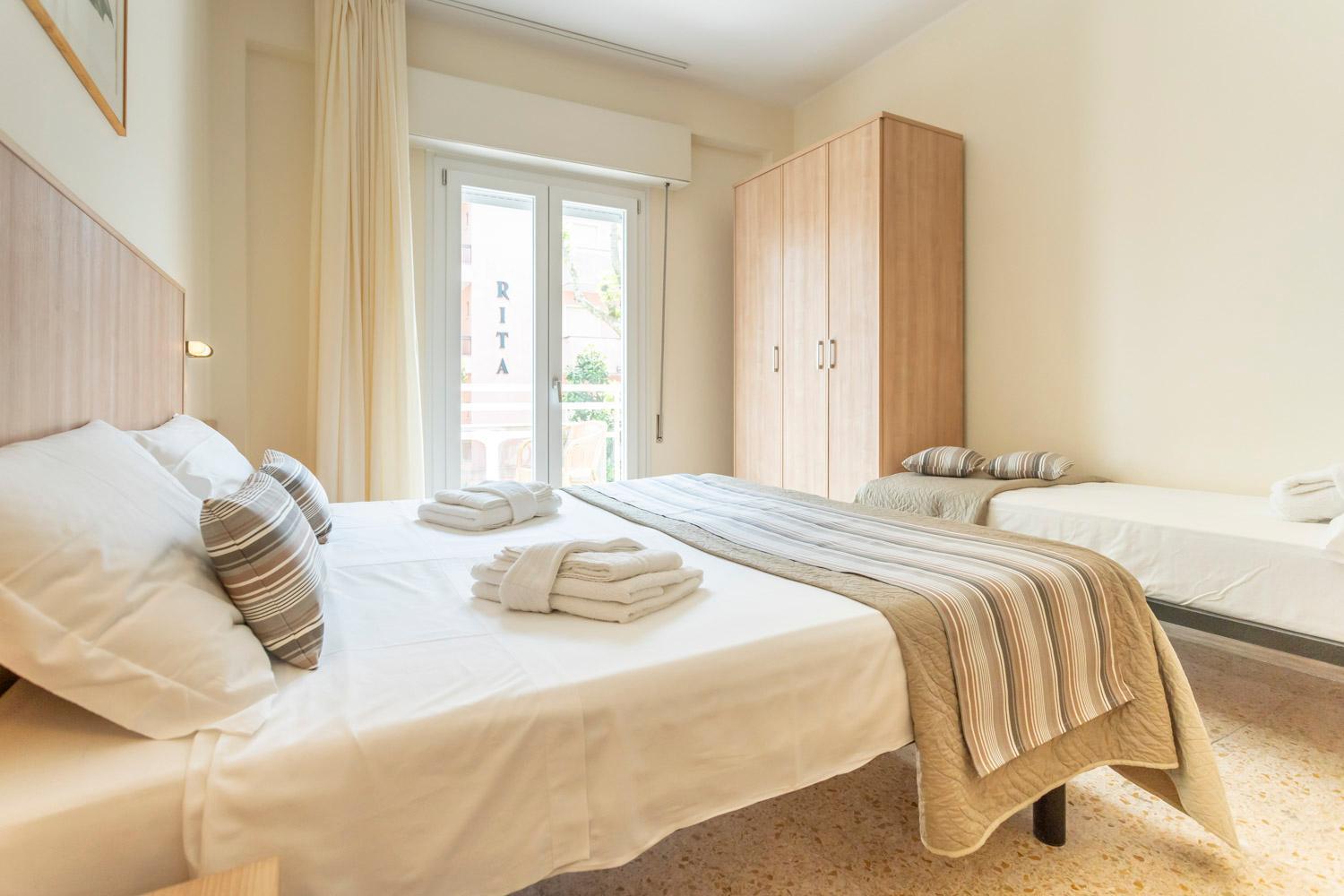 Hotel Cormoran Riccione Extérieur photo