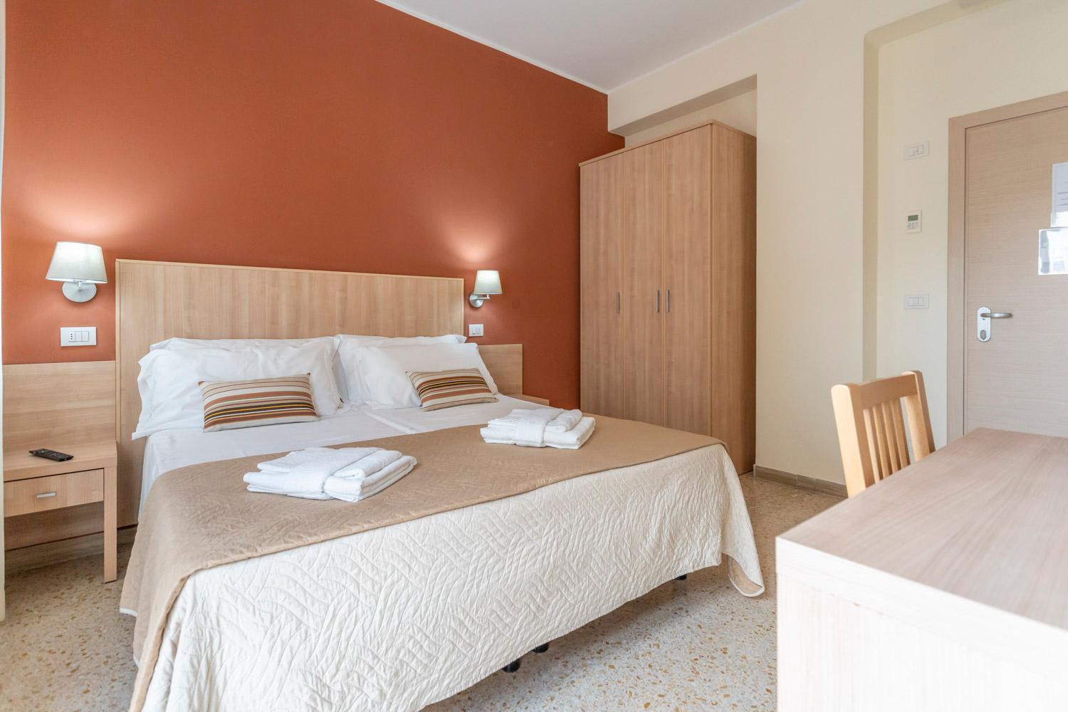 Hotel Cormoran Riccione Extérieur photo