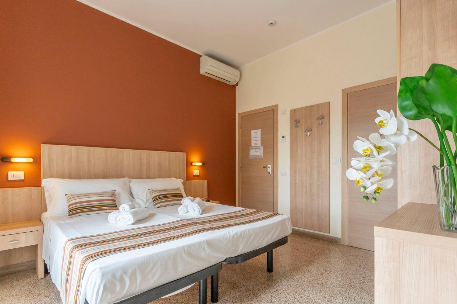 Hotel Cormoran Riccione Extérieur photo
